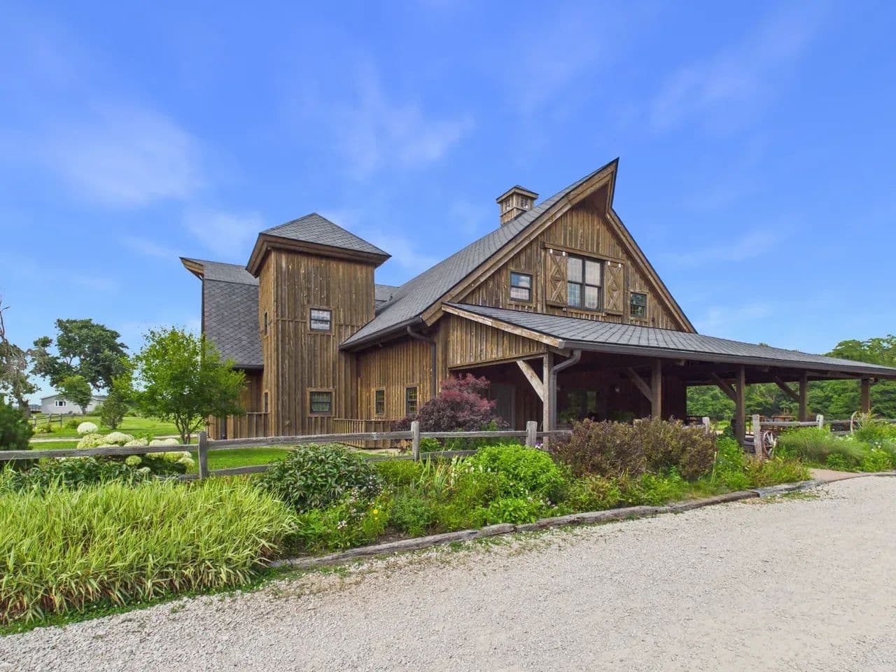 The Bloomfield Barn Wedding and Event Venue - Chrisman, Illinois, 61924