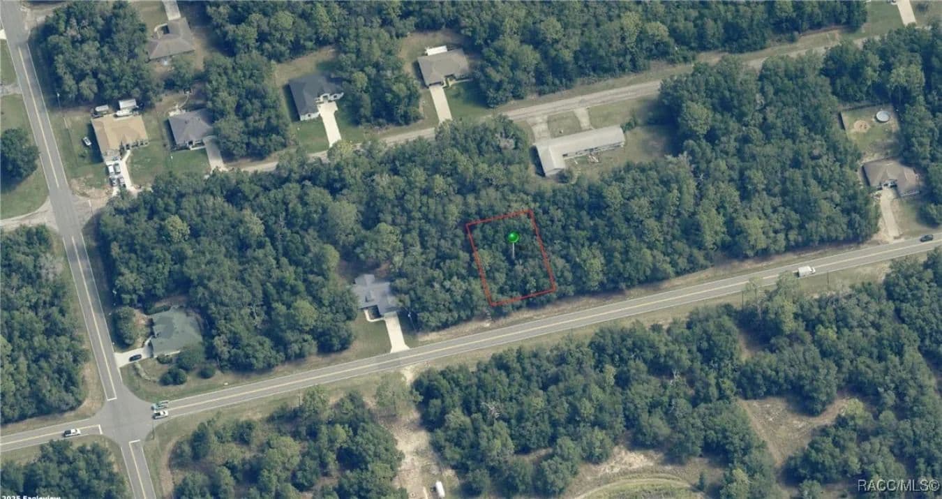 1583 W Country Club Boulevard - Citrus Springs, Florida, 34434