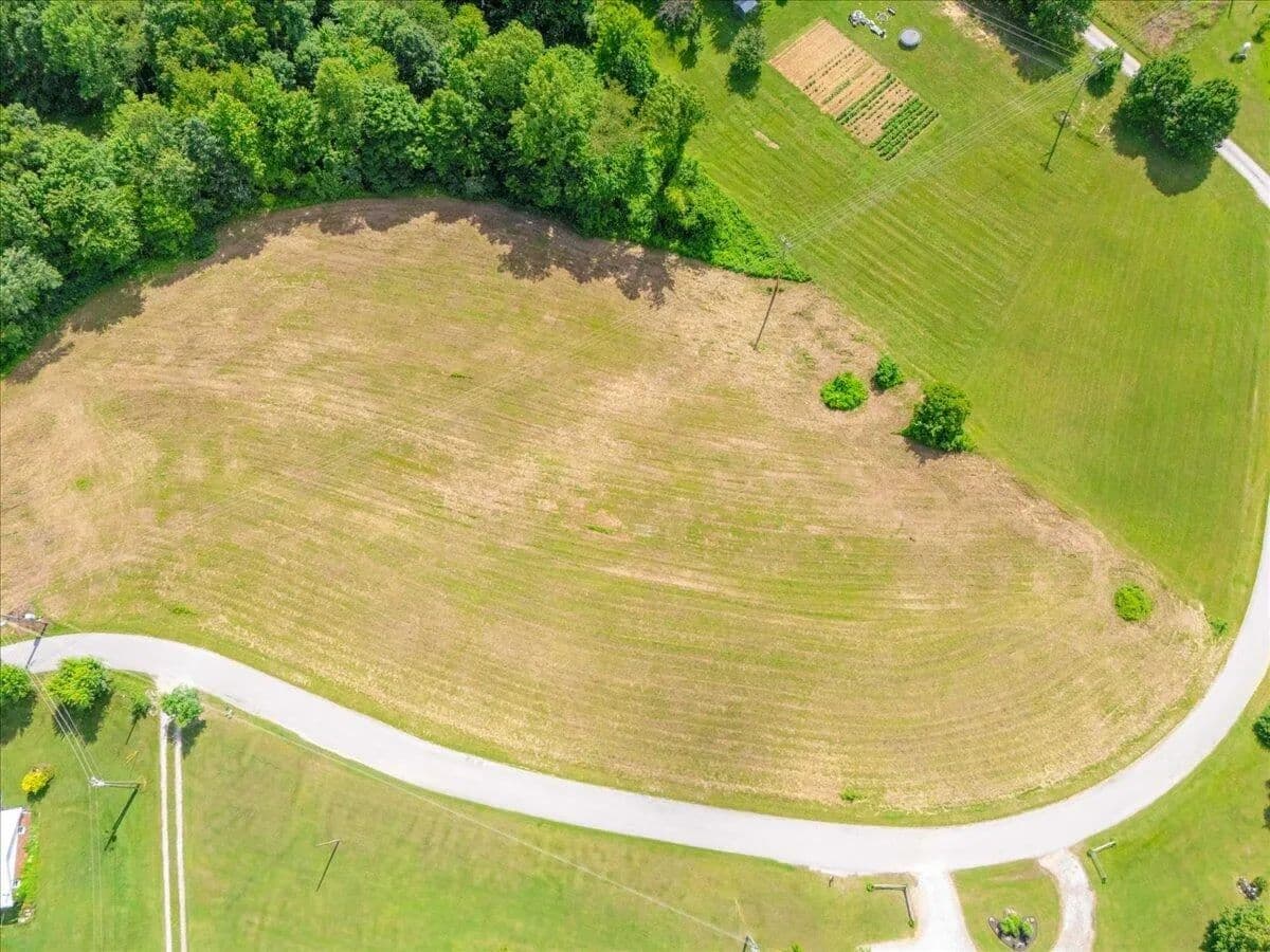 1.87 Acres of Land for Sale in East Bernstadt, KY - East Bernstadt, Kentucky, 40729