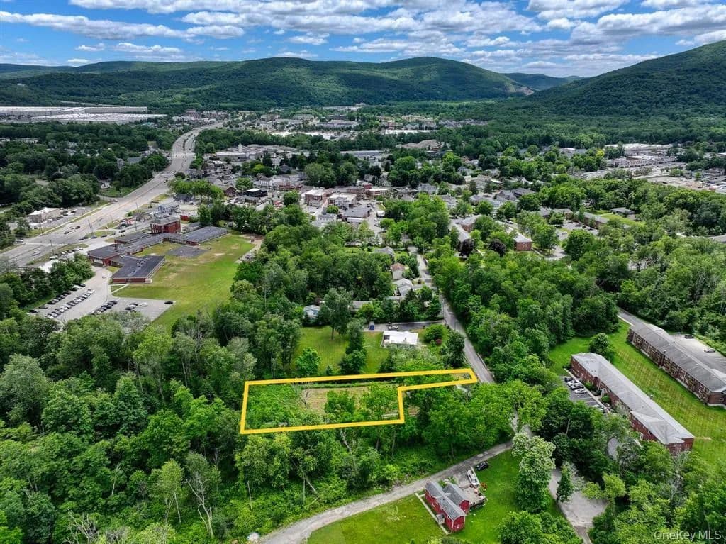 Land -Single Family Acreage in Fishkill - Fishkill, New York, 12524
