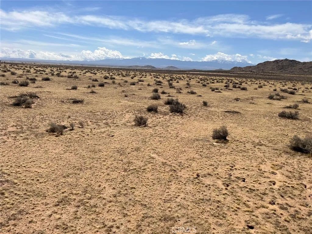 Vacant Land in Adelanto - Adelanto, California, 92301