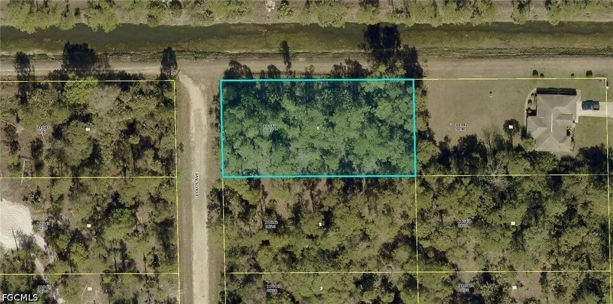 Lots & Land-Other in Lehigh Acres - Lehigh Acres, Florida, 33972