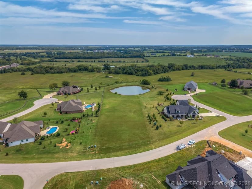 Property from 6743 S 310th East Place - KW