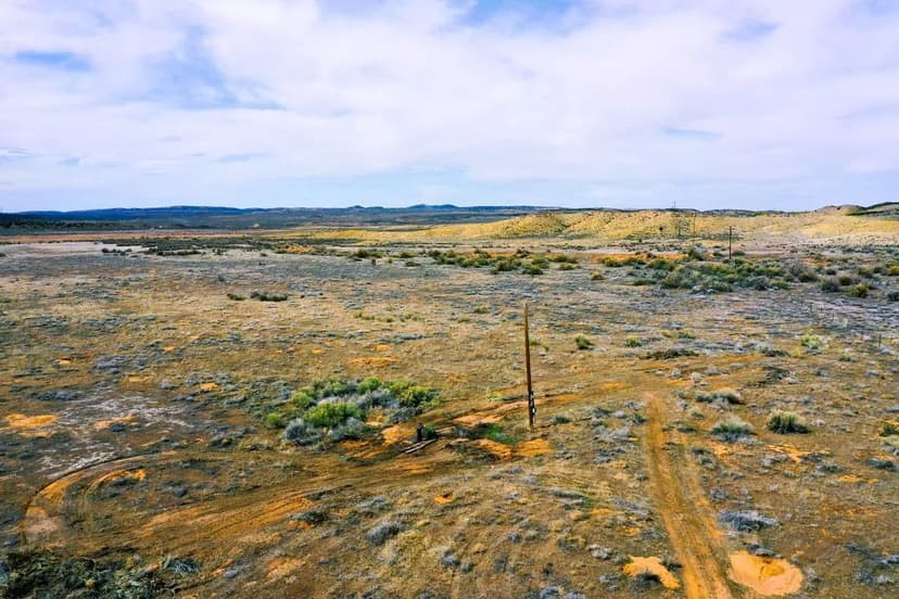 240 acres Dinosaur, CO