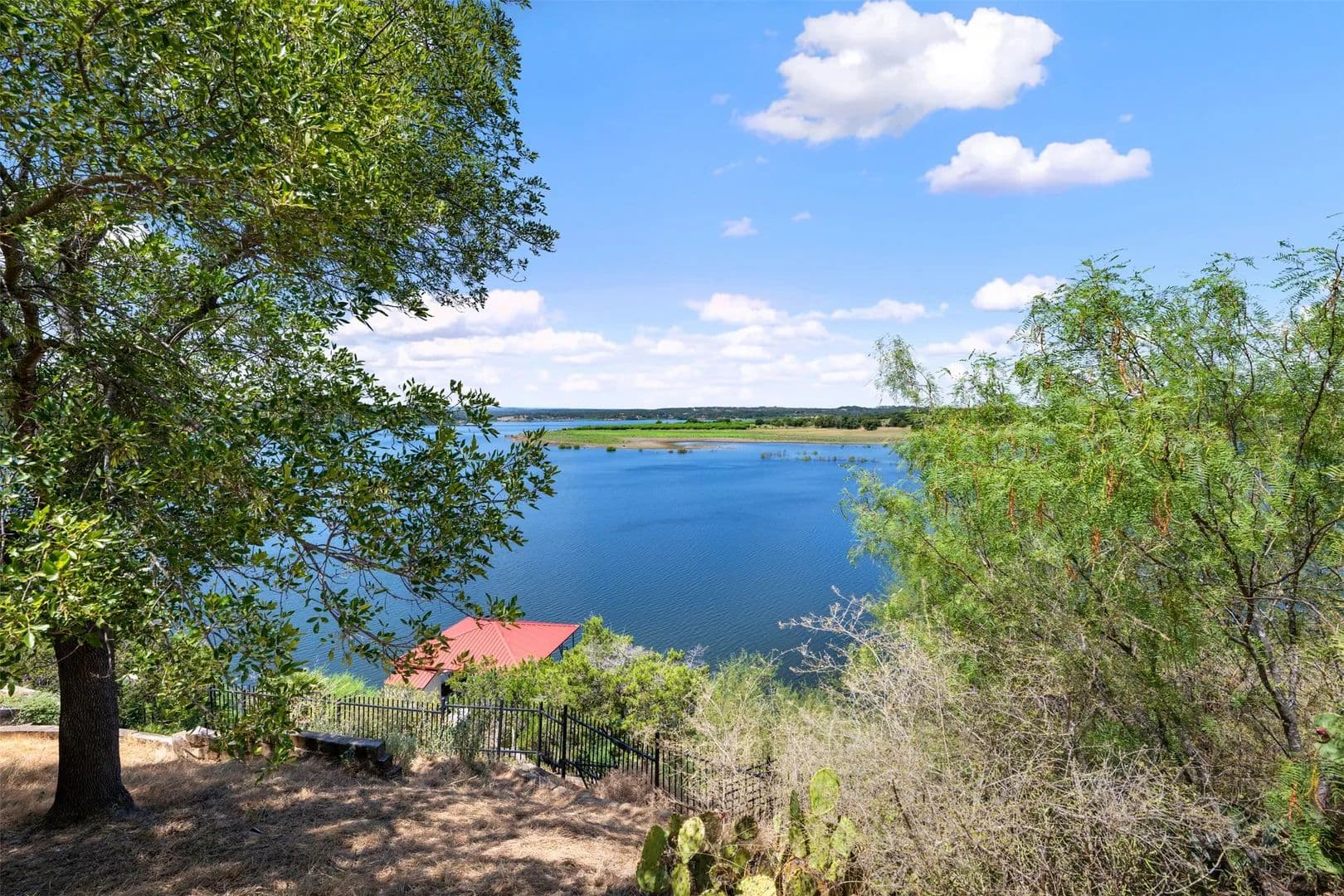 Vacant Land in Spicewood - Spicewood, Texas, 78669