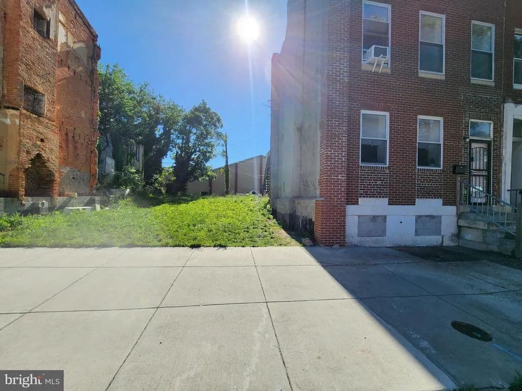 0.04 Acres of Land for Sale in Baltimore, Maryland - Baltimore, Maryland, 21202