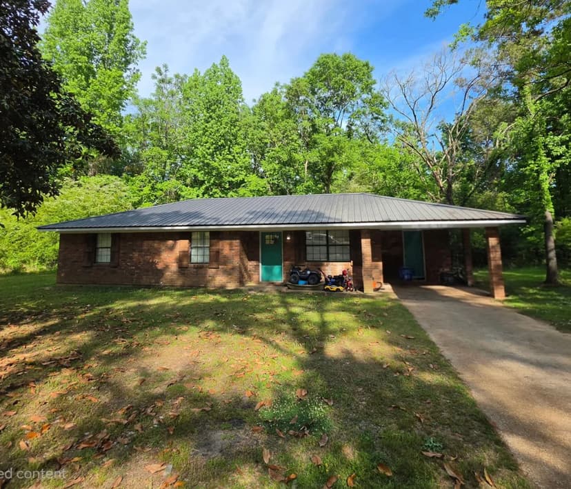 Home in Kemper County at 326 Webb Goodin Road in Preston, MS
