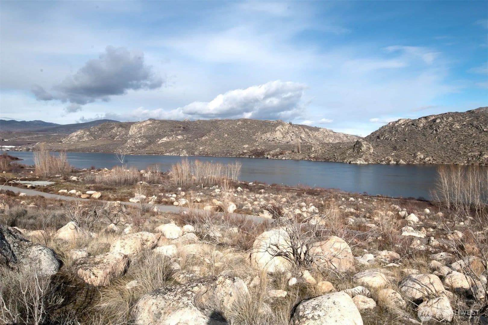Lots & Land-Other in Pateros - Pateros, Washington, 98846