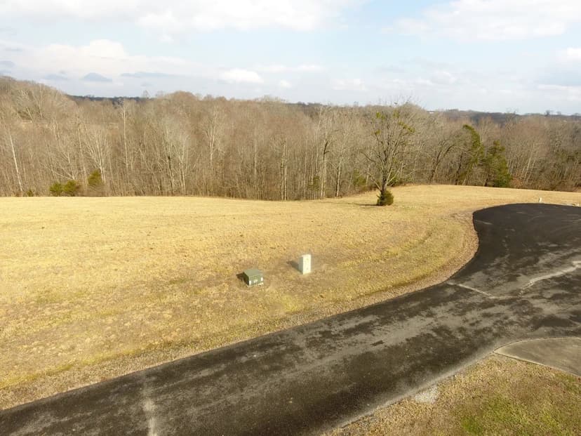 Land -Single Family Acreage in Russell Springs