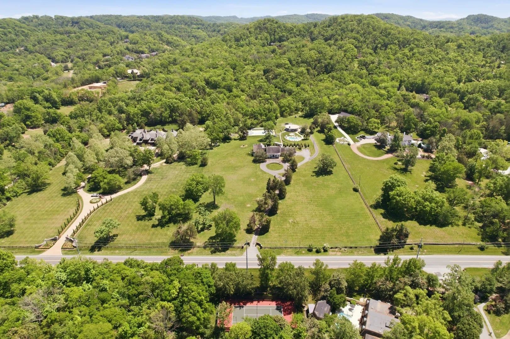 21.45 Acres of Land for Sale in Nashville, Tennessee - Nashville, Tennessee, 37215