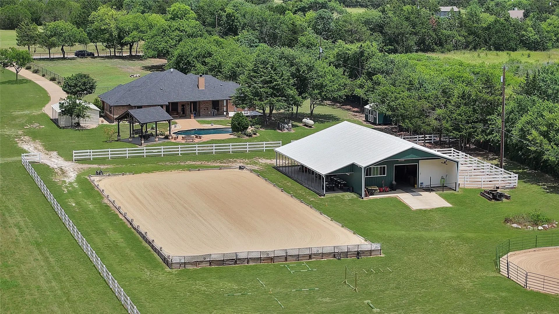 8.62 Acres of Land for Sale in Waxahachie, TX - land for sale