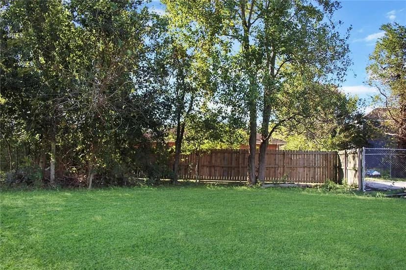 Property from 5416 N CLAIBORNE Avenue - KW