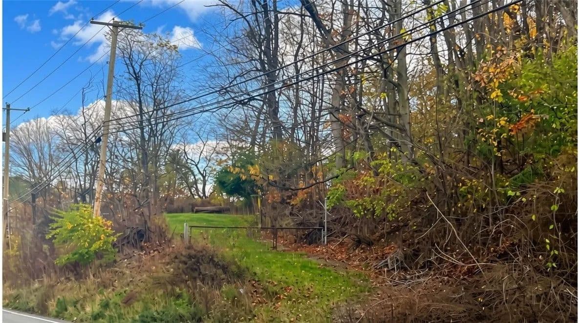 11.82 Acres of Land for Sale in North Strabane, PA - Pennsylvania, 15317