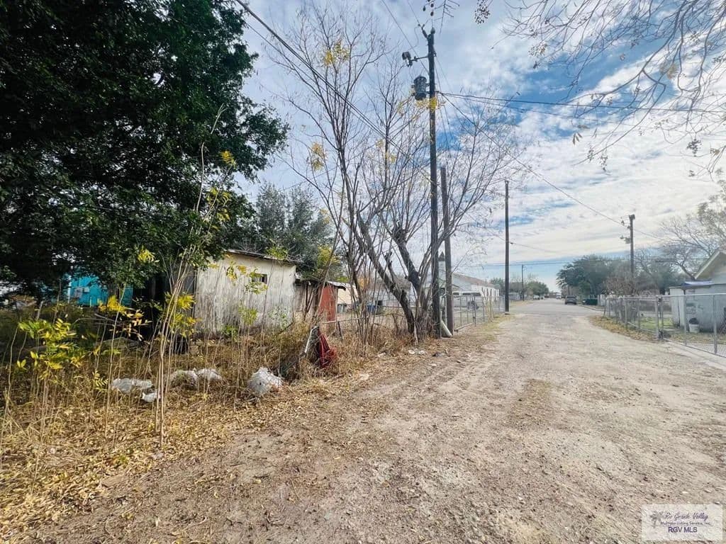 Property from 611 WATER ST. - KW - San Juan, Texas, 78589