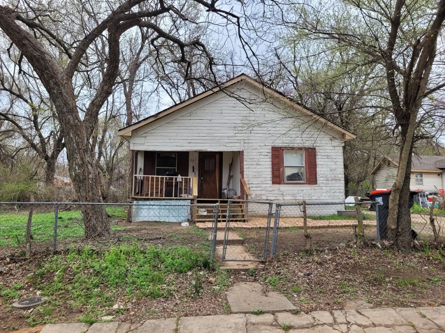 Investor Special, Fixer Upper, Paris, Lamar County, NE TX - Paris, Texas, 75460