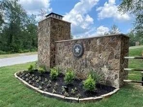2 Acres of Land for Sale in Willis, TX - Willis, Texas, 77378