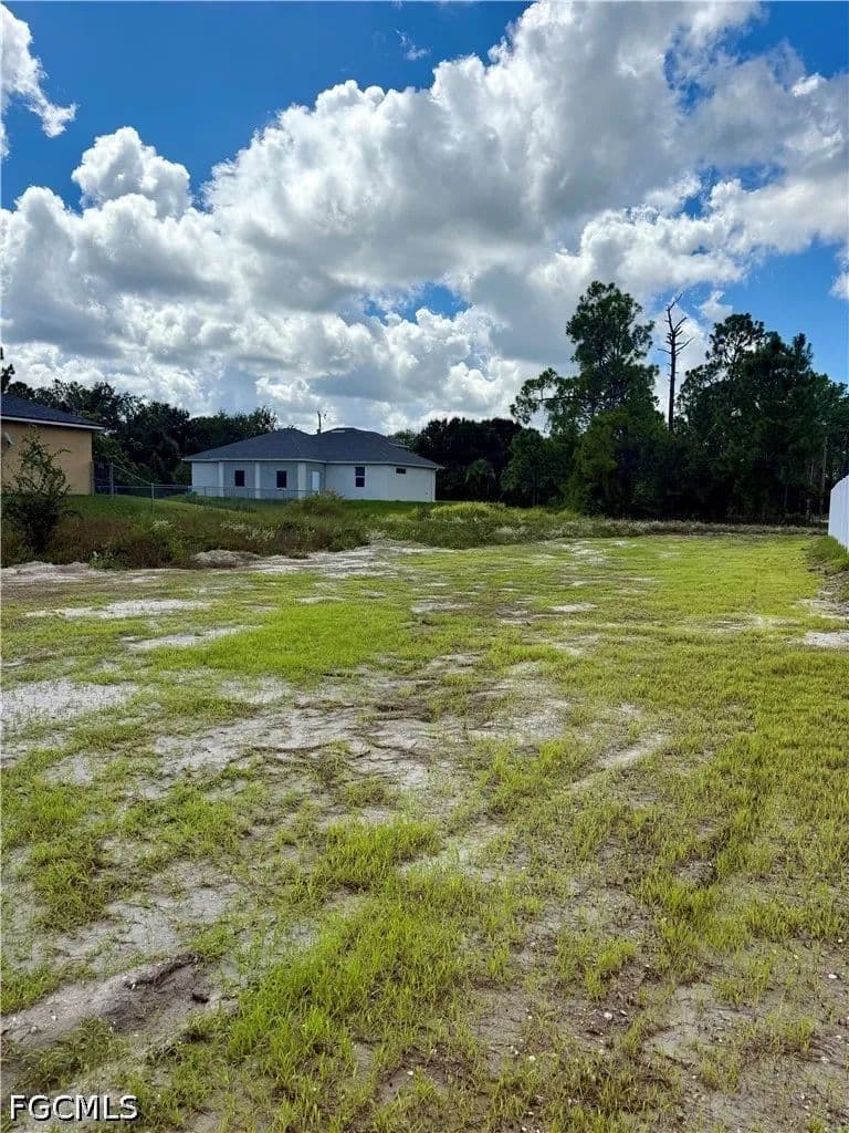 0.23 Acres of Land for Sale in Lehigh Acres, FL - Lehigh Acres, Florida, 33974