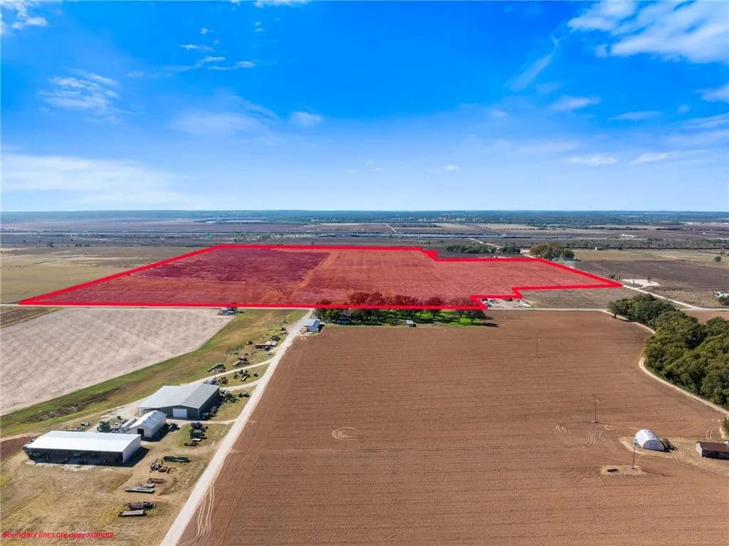 Vacant Land in Hearne - land for sale
