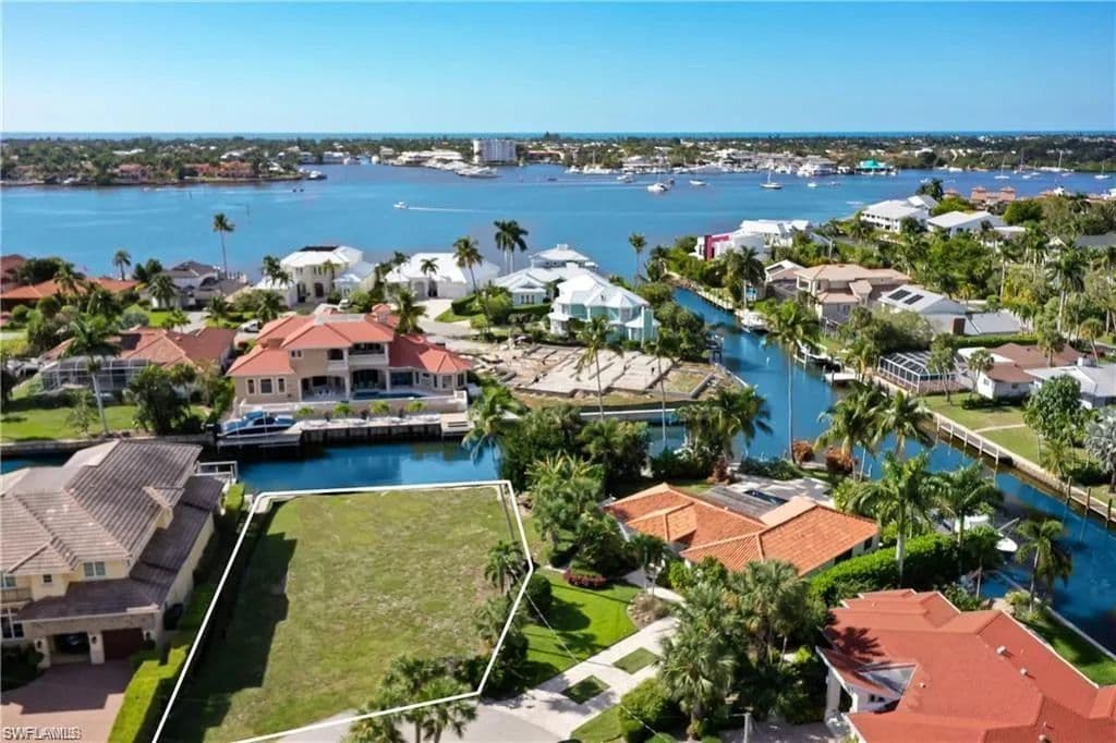 Vacant Land in Naples - Naples, Florida, 34102