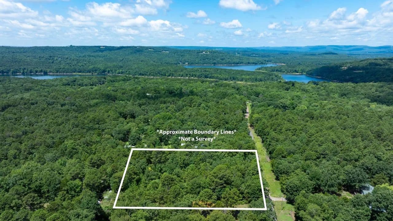 Lot by Boat Launch at Greers Ferry Lake | Shirley, AR | Van Buren County - land for sale