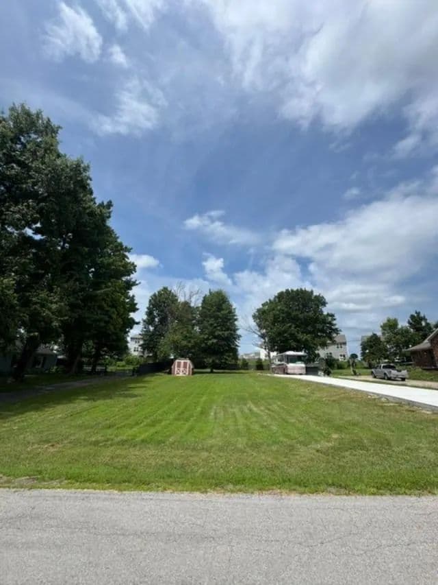 Lots & Land-Other in Shelbyville - Shelbyville, Kentucky, 40065