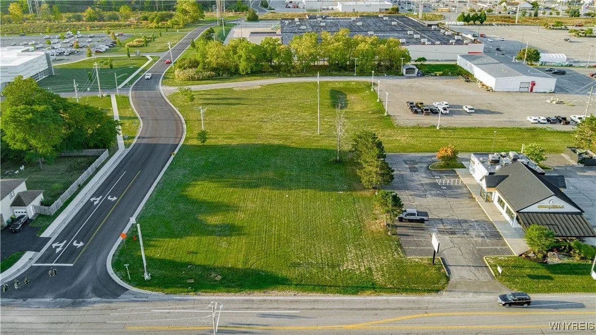 Lots & Land-Other in Lockport - Lockport, New York, 14094