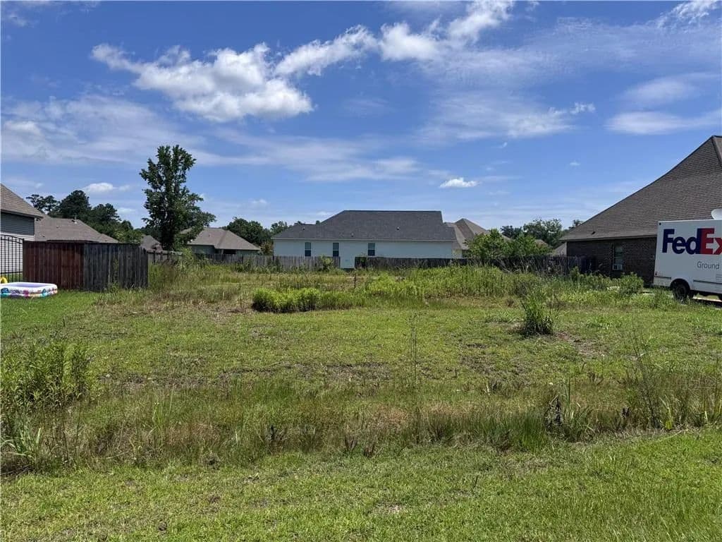 Land for Sale in Ponchatoula, Louisiana - Ponchatoula, Louisiana, 70454