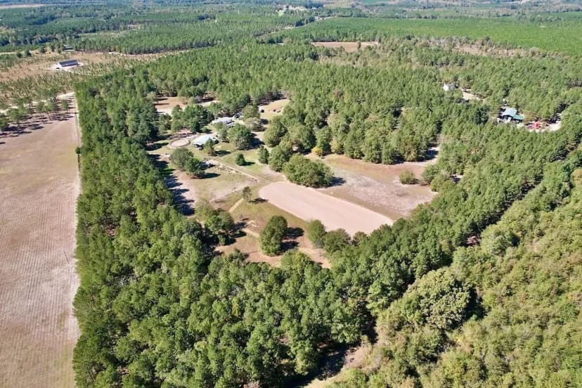 28 Acre Equestrian Property with Home For Sale in Kershaw County SC!