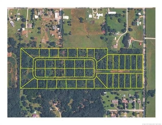 Lots & Land-Other in Tahlequah - Tahlequah, Oklahoma, 74464