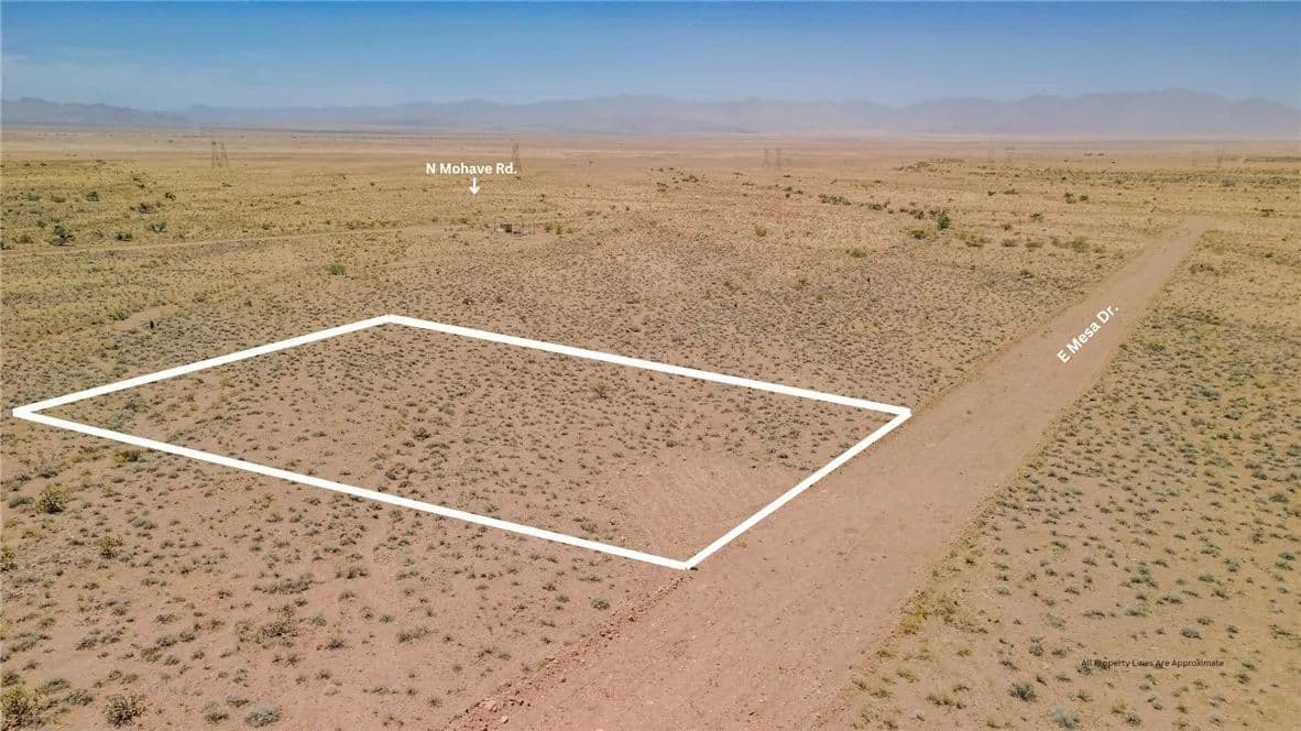 1.25 Acres of Land for Sale in Kingman, AZ - Kingman, Arizona, 86401