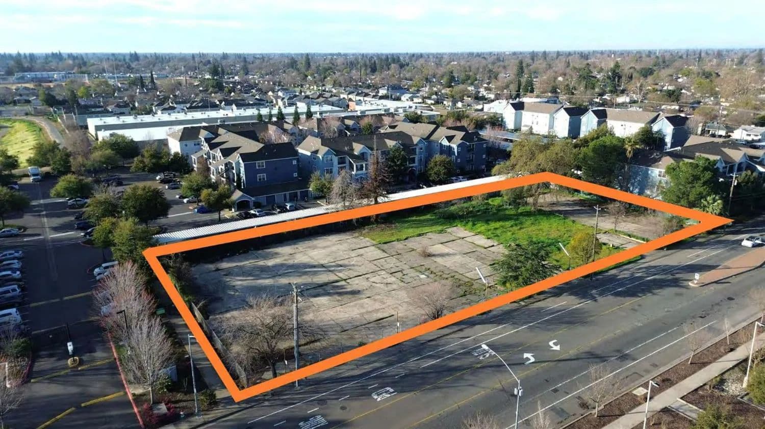 1.08 Acres of Land for Sale in Sacramento, CA - Sacramento, California, 95817