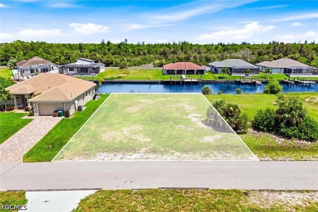 Vacant Land in Cape Coral - Cape Coral, Florida, 33993