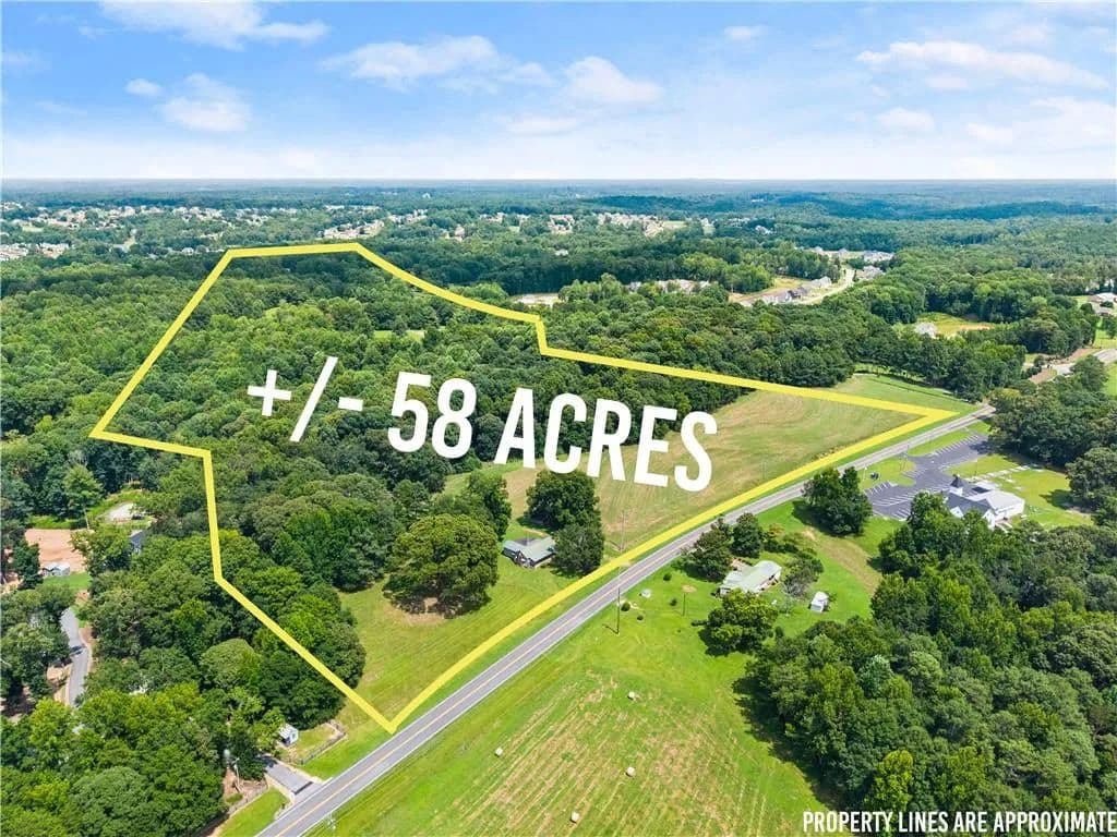 58.2 Acres of Land for Sale in Hoschton, GA - Hoschton, Georgia, 30548