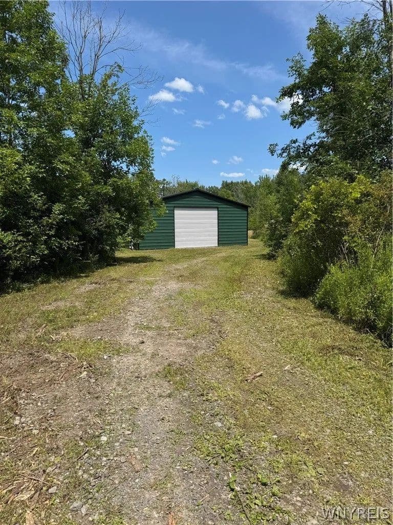 Lots & Land-Other in Lockport - Lockport, New York, 14094