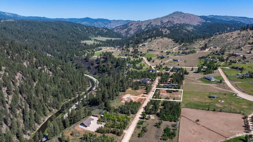 Property from Lot 14 N Corral Flat - KW
