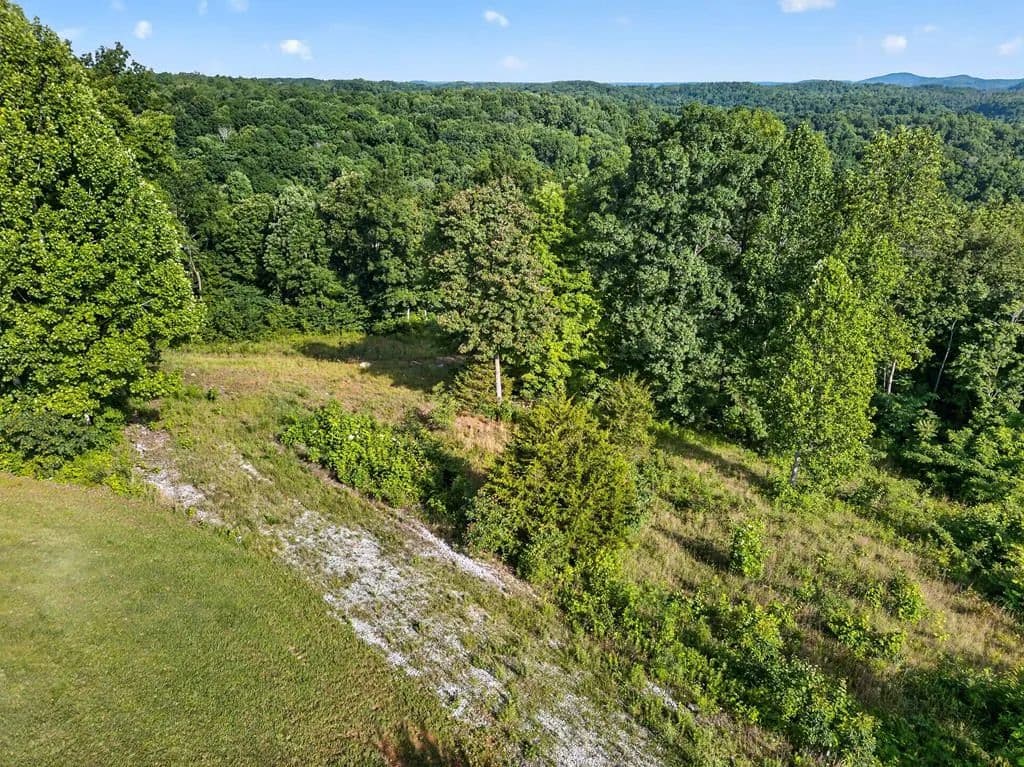 2.26 Acres of Land for Sale in Allons, Tennessee - Allons, Tennessee, 38541