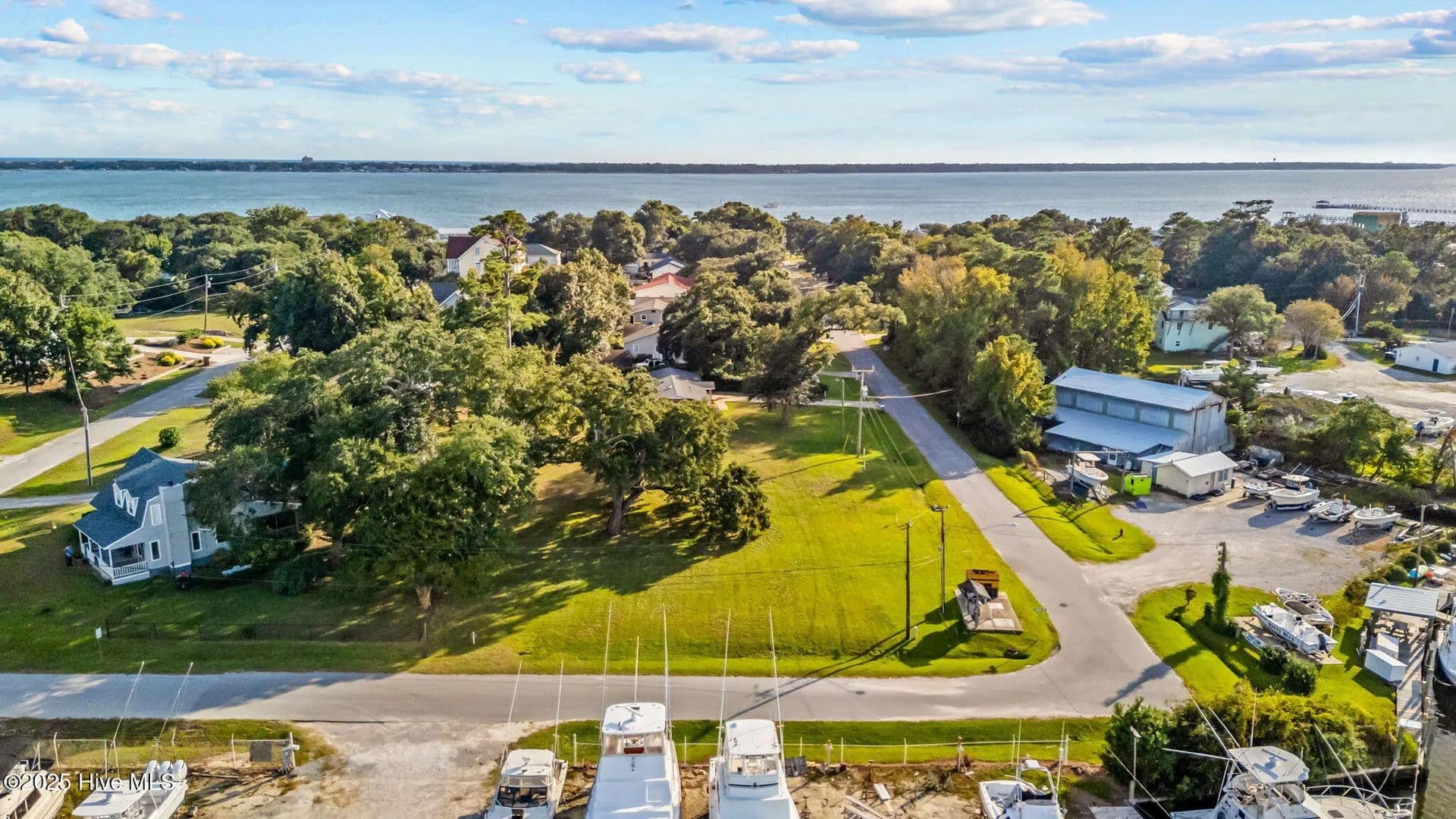 Vacant Land in Morehead City - Morehead City, North Carolina, 28557