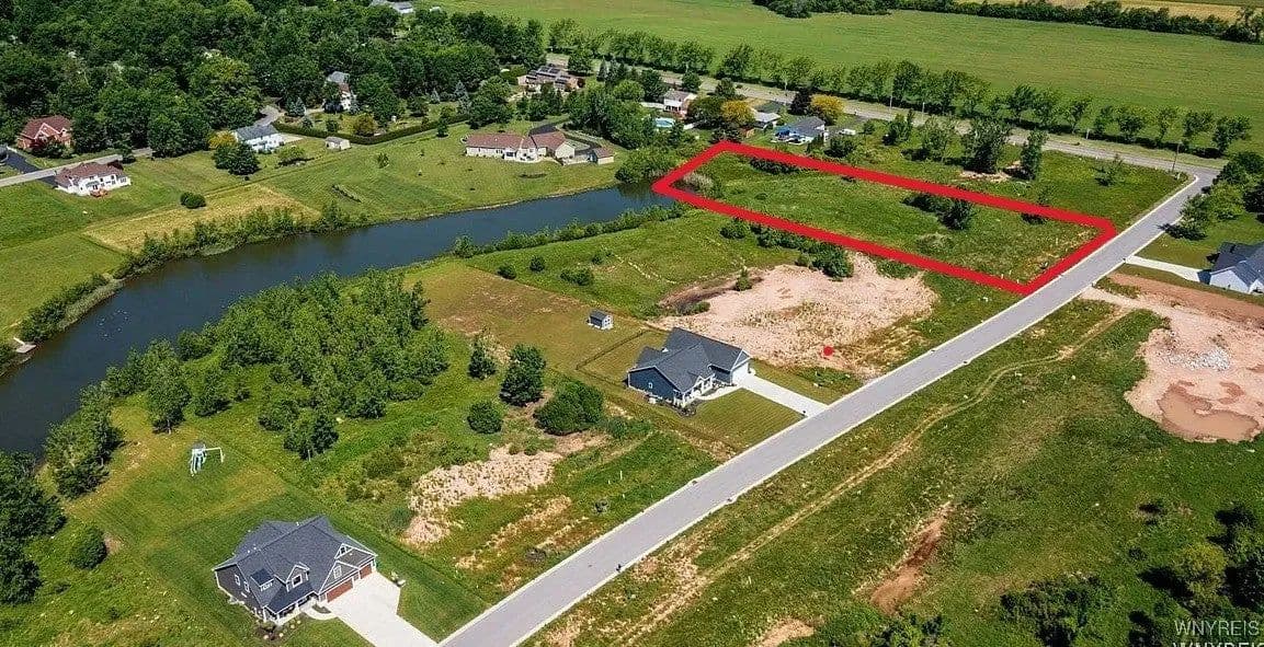 Lots & Land-Other in Lockport - Lockport, New York, 14094