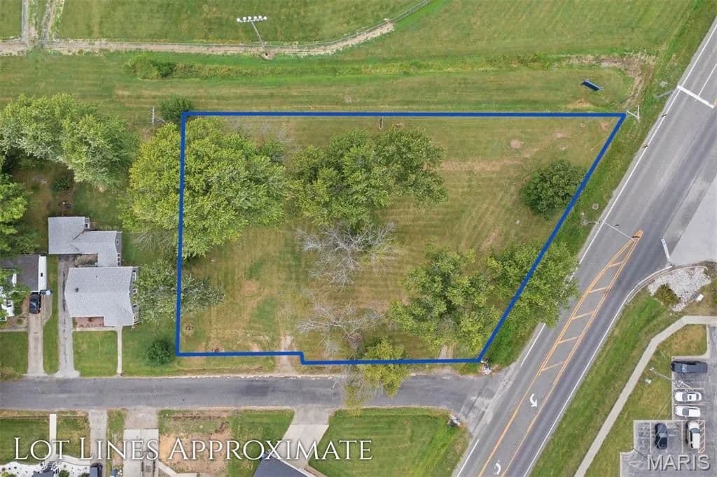 Vacant Land in Highland - Highland, Illinois, 62249