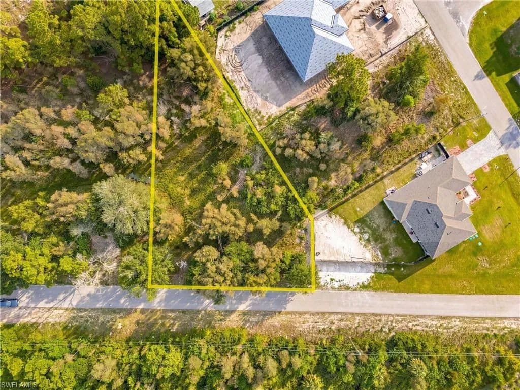 Property from 3224 Ruth LN - KW - Lehigh Acres, Florida, 33976