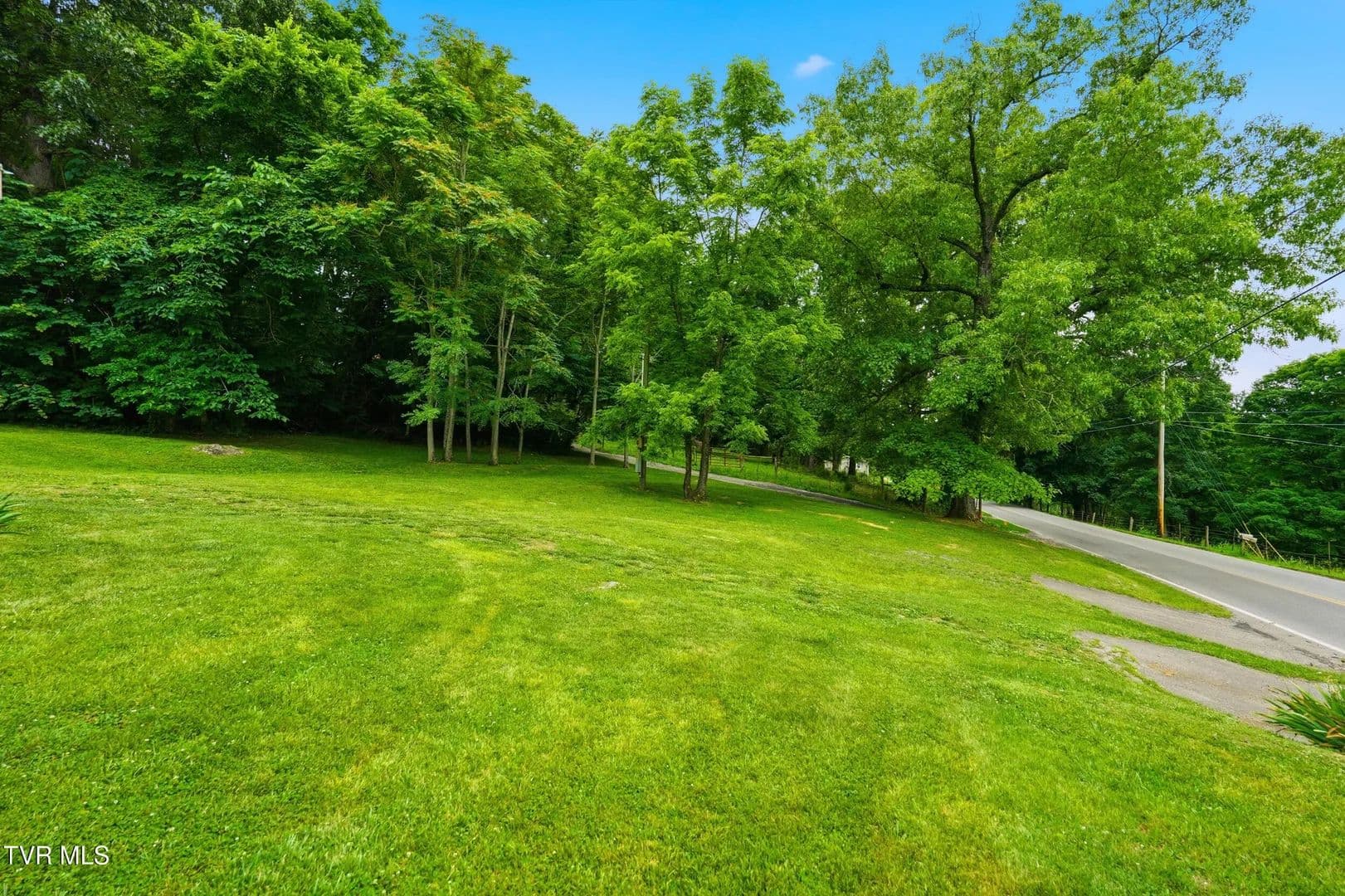 0.48 Acres of Land for Sale in Jonesborough, Tennessee - Jonesborough, Tennessee, 37659