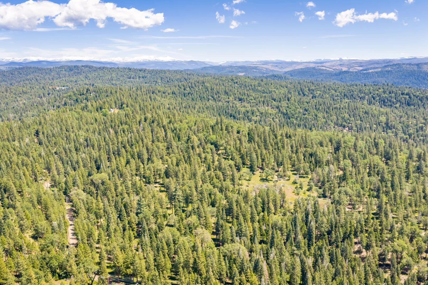 Sly Park Retreat - Pollock Pines, California, 95726