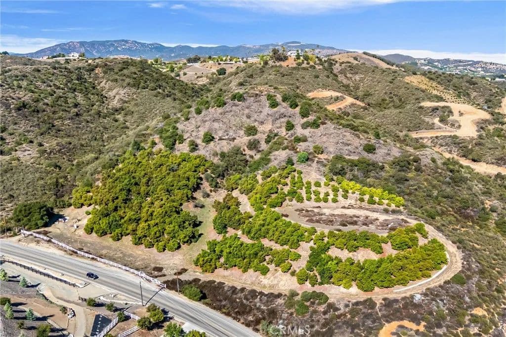 6.31 Acres of Land for Sale in Murrieta, CA - Murrieta, California, 92562