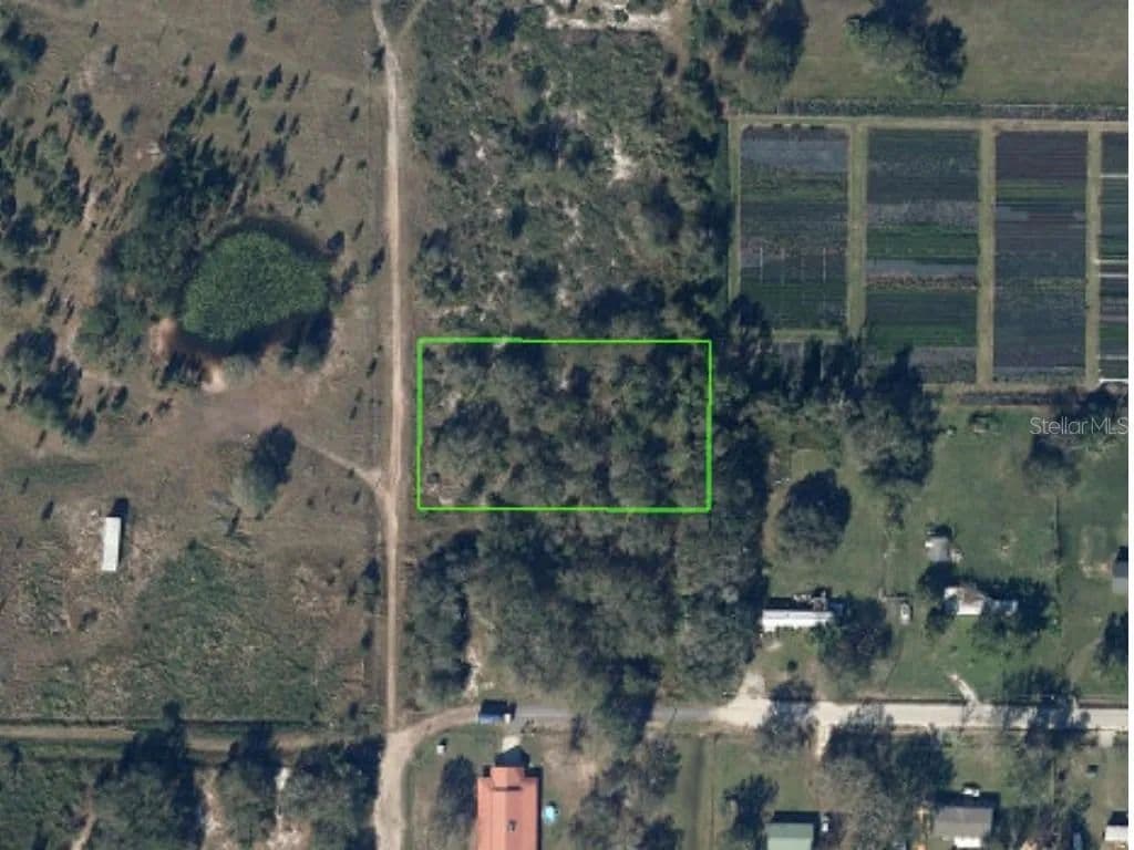 Vacant Land in Lorida - Lorida, Florida, 33857