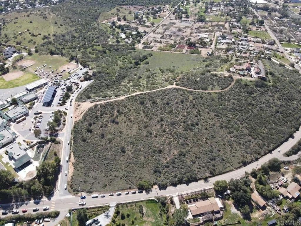 Lots & Land-Other in El Cajon - El Cajon, California, 92021