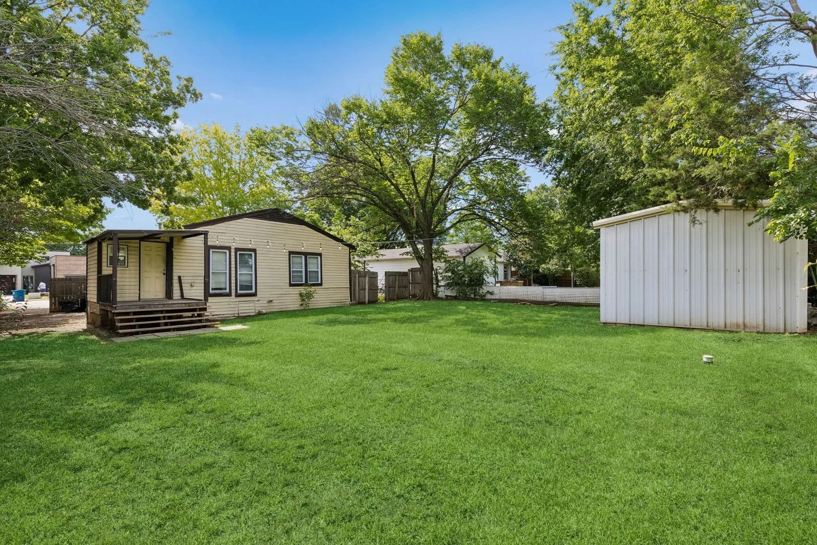 Property from 1120 S Pine Street - KW - Grapevine, Texas, 75050