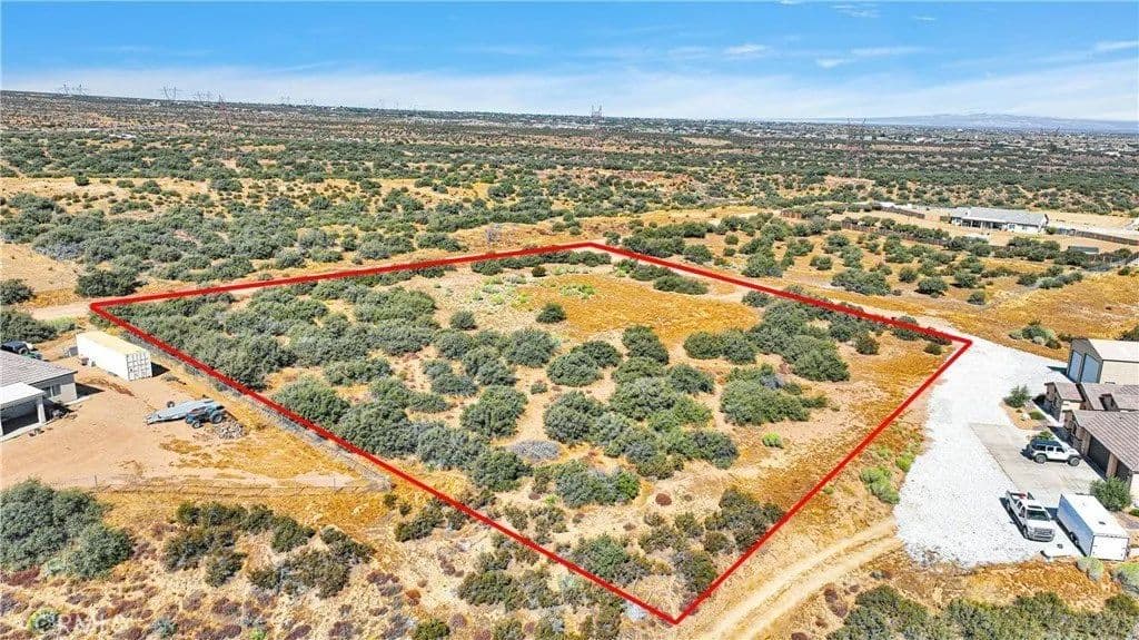 Lots & Land-Other in Oak Hills - Oak Hills, California, 92344