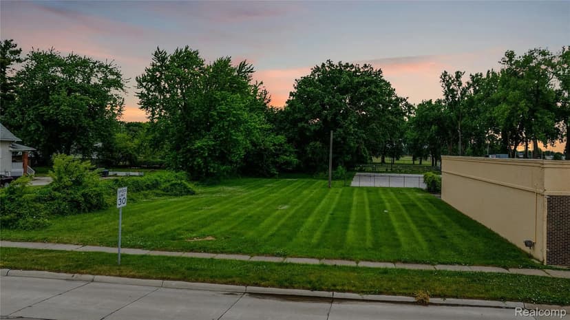 Property from Vacant Land Masonic Boulevard - KW