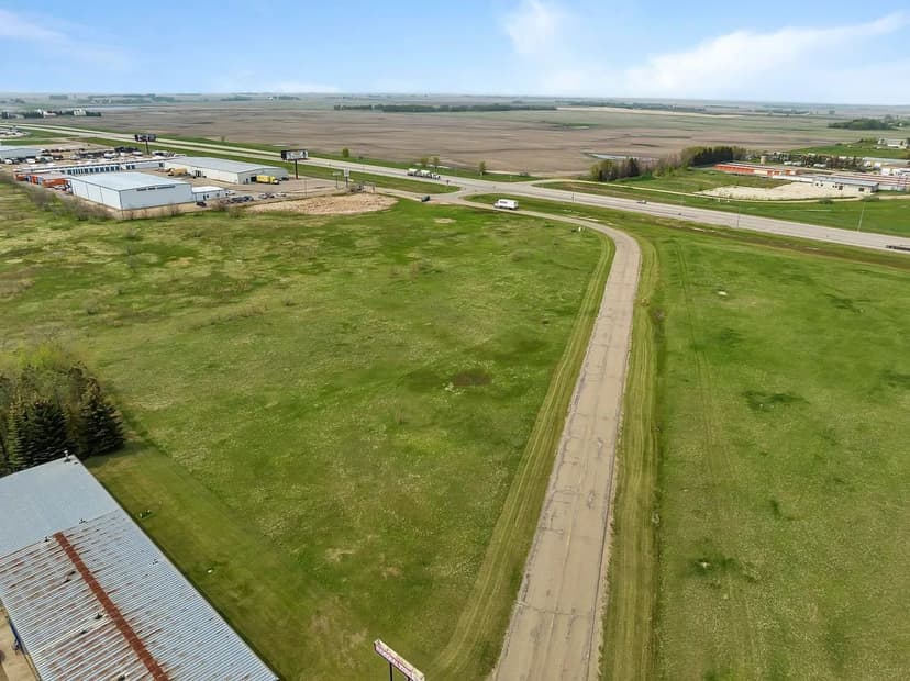 Lots & Land-Other in Minot