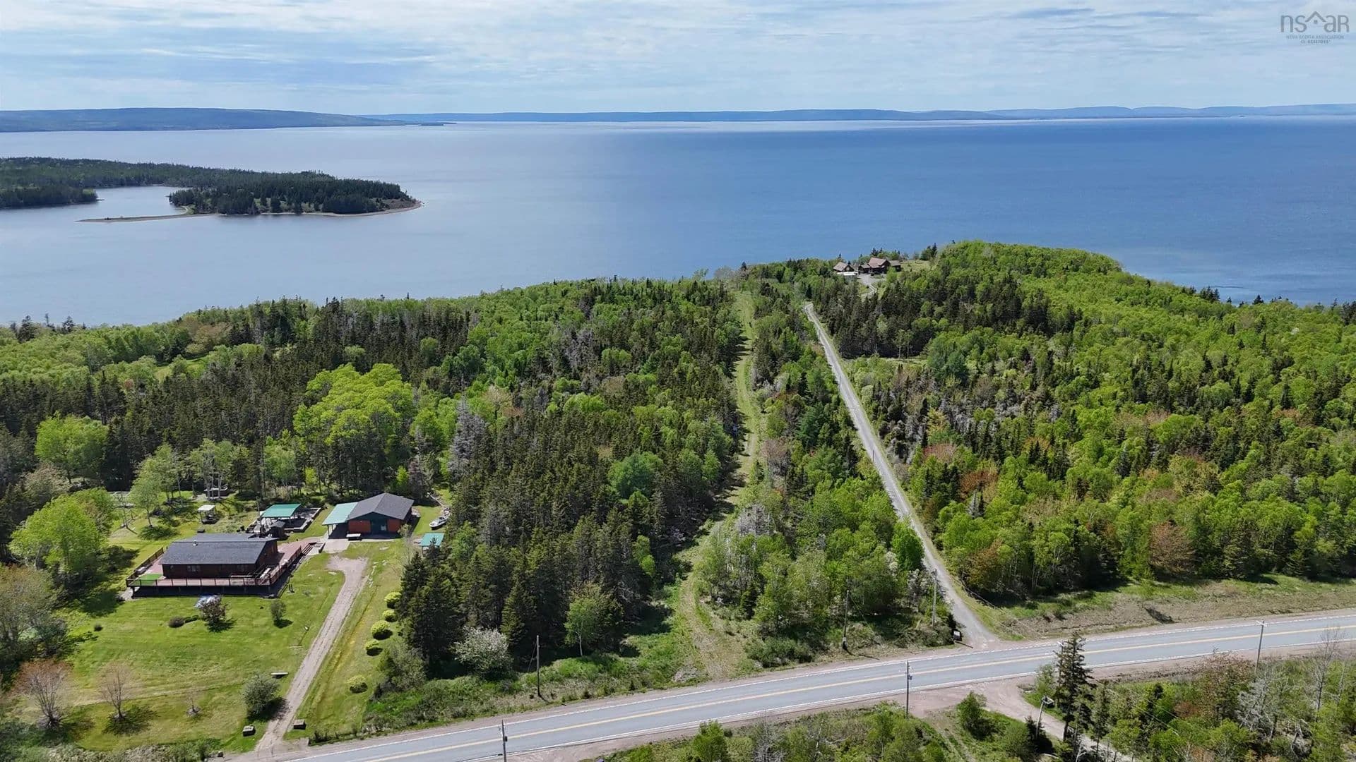 Property from 7.3 acre Highway 4 - KW - Canada
